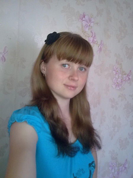 Ксения Достовалова