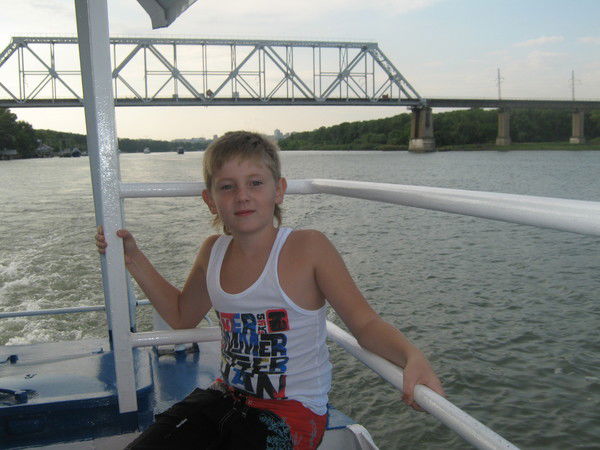 Рома Толмачев