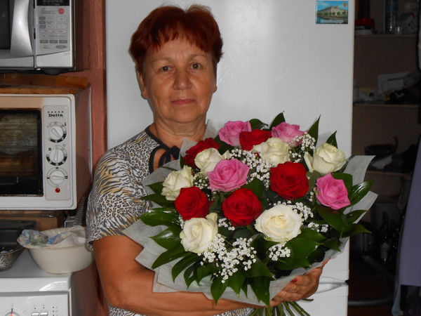 Людмила Попкова