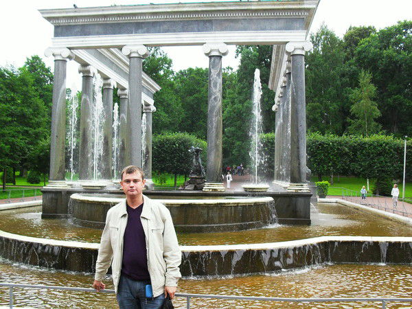 Александр Лохнев