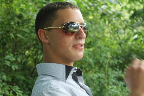 Серёга Холуёв