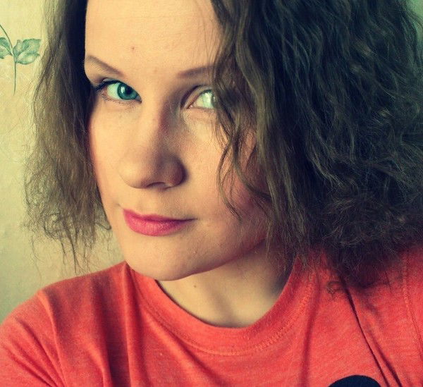 Анютка Мишуринских