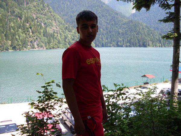 Владислав Крампец