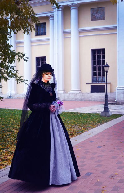 Лира Склепова