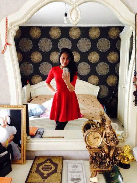 Neliya... Aitzhanovna...