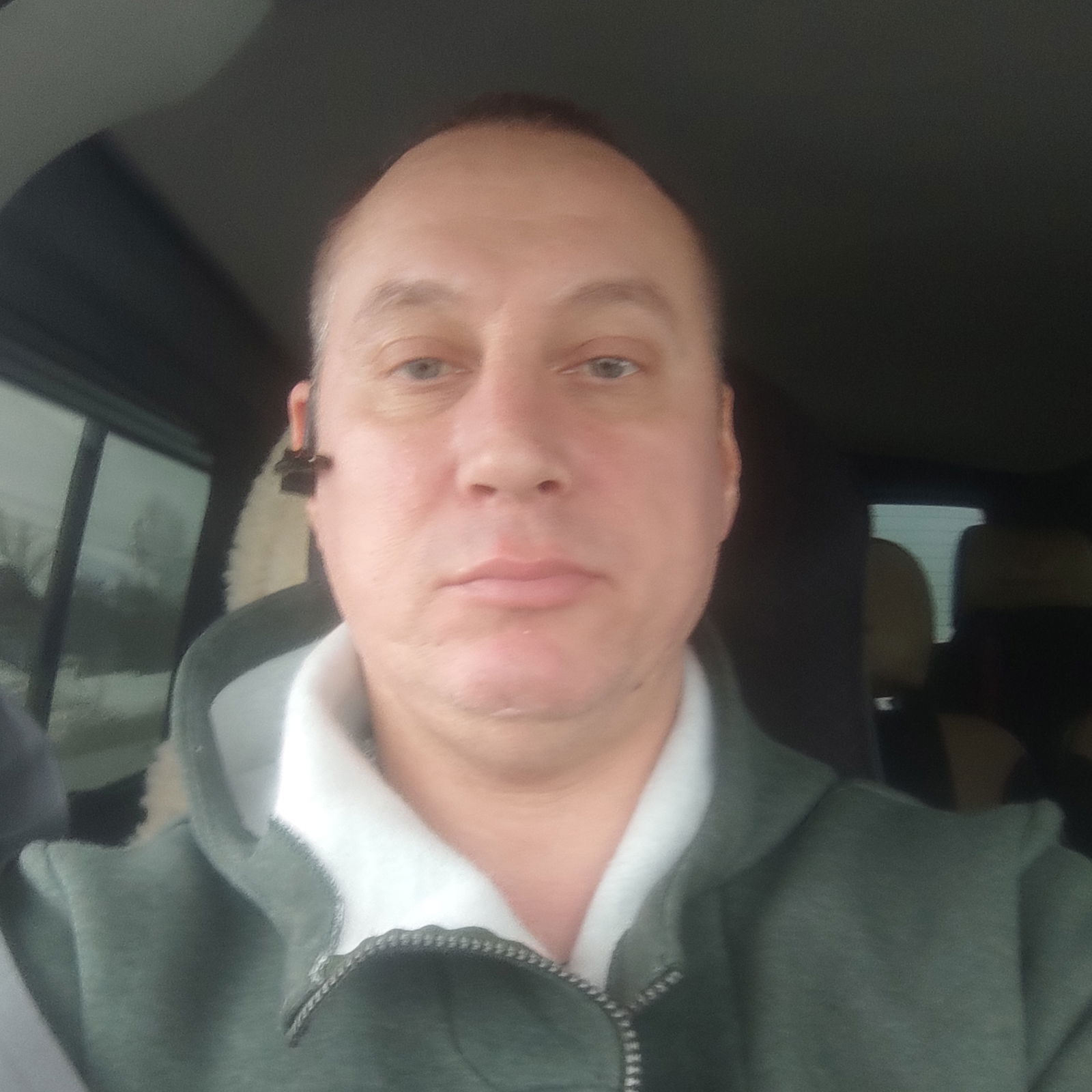 Дмитрий Неизвестно