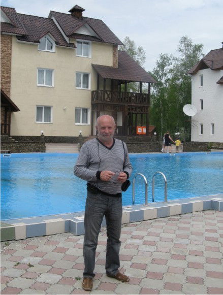 Олег Комаровский