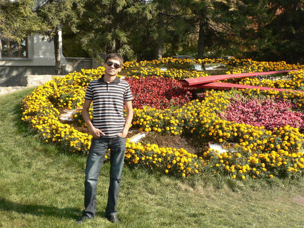 Константин Артамонов