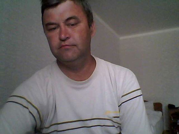 Лев Хлебников