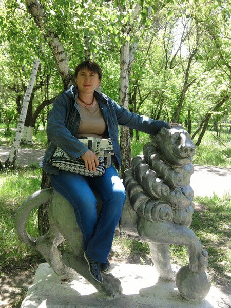 Наташа Низамова