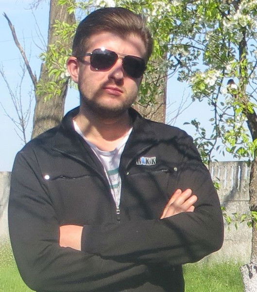 Андрей Громов