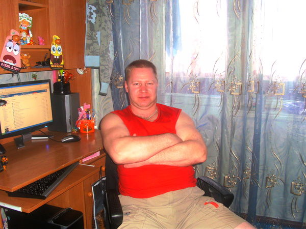 Владимир Паринов