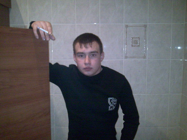 Артём Артёмов