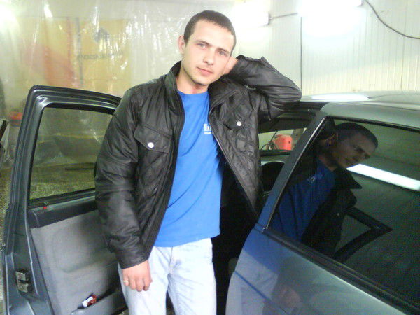 Александр Монахов