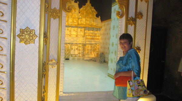 Елена Елизарова