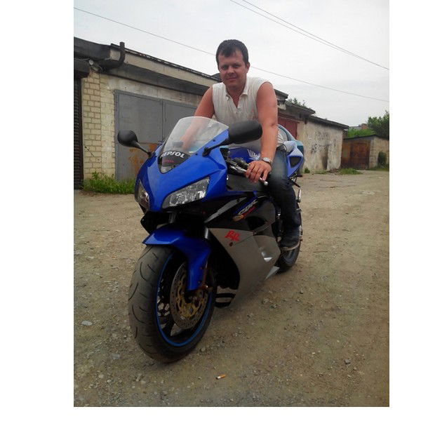 Сергей Саенко