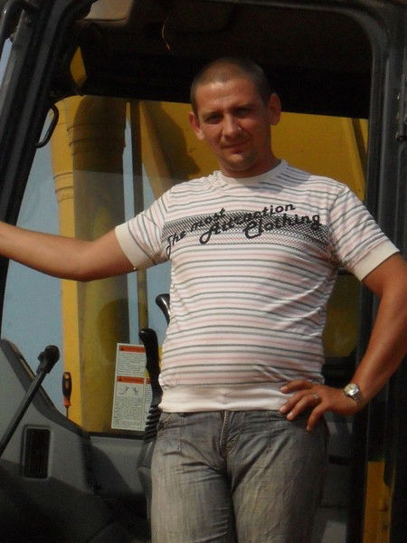 Неизвестно Неизвестно