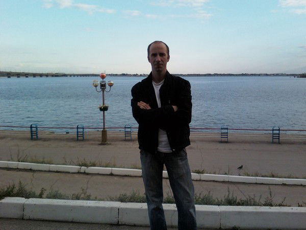 Александр Арененков