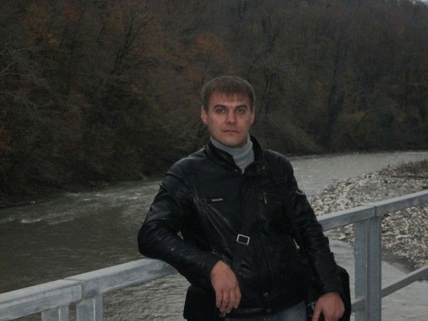 Олег Генералов