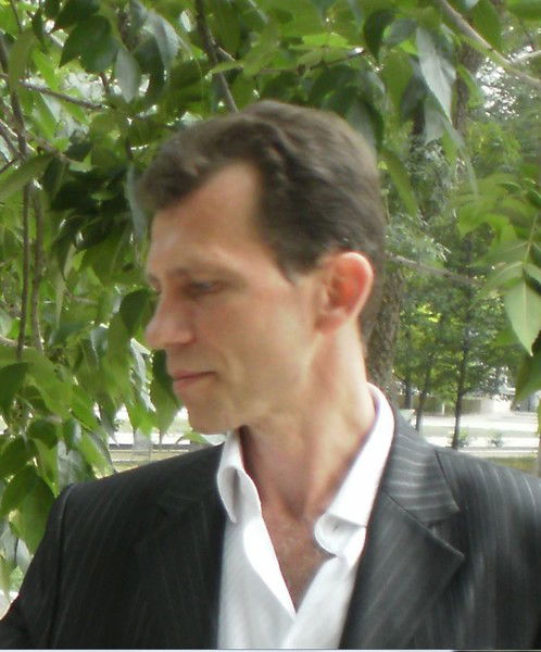 Роман Беловолов