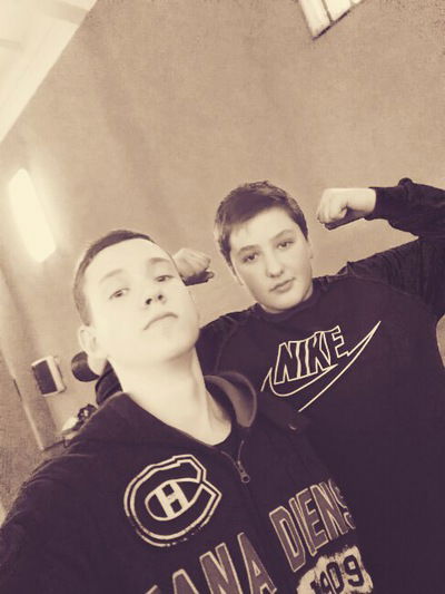 Влад Мерных