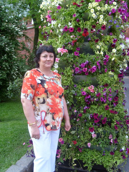 Лариса Бахина