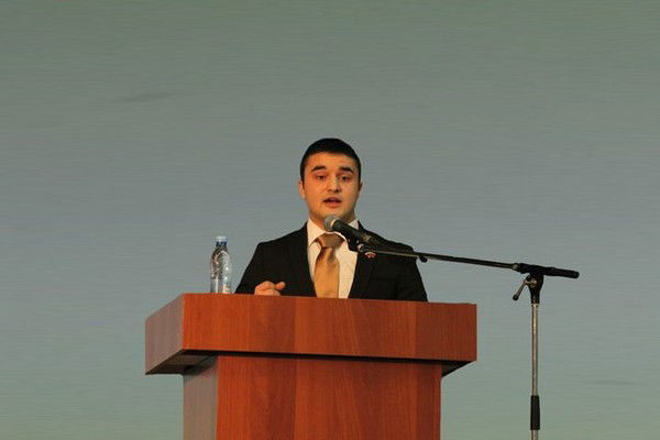 Артем Курганов