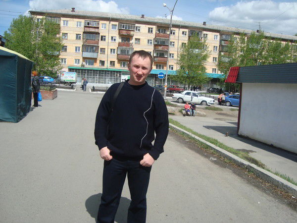 Александр Воложенин