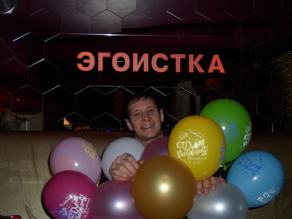 Михаил Костенко