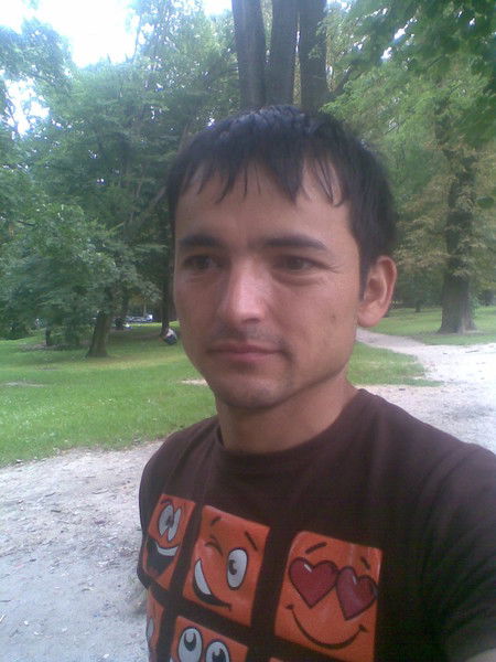 Акрам Кенжаев