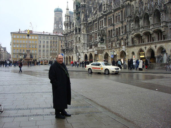 Александр Титов