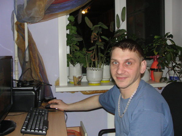 Анатолий Володин