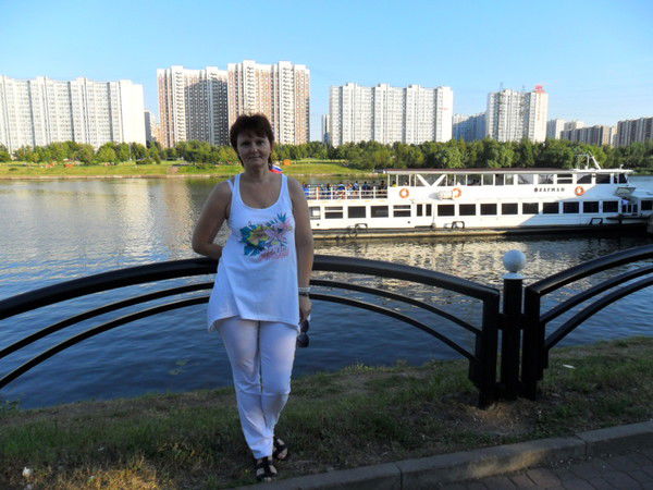 Елена Хлистунова