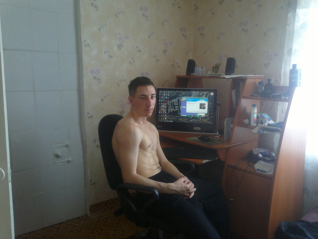 Андрей Карнаухов