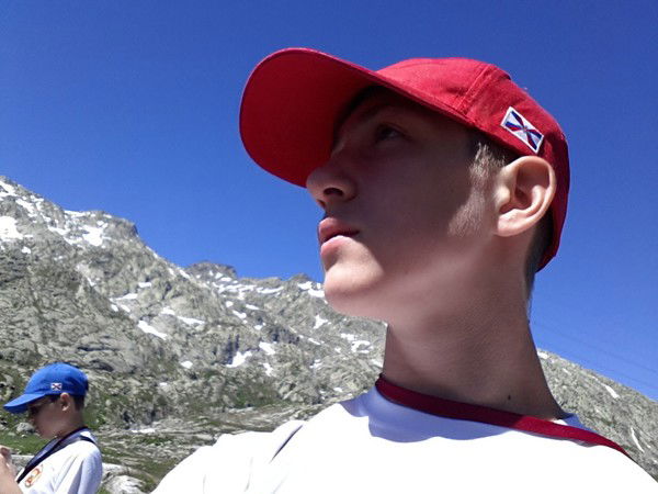 Олег Бурнаев