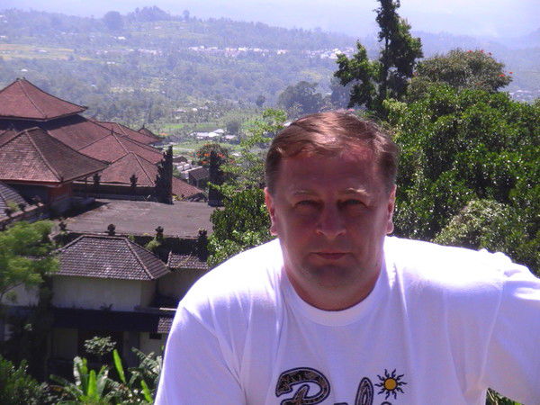 Владимир Носаченко