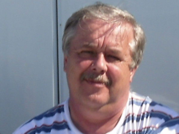 Андрей Хмелев