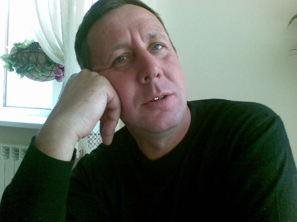 Слава Улеев