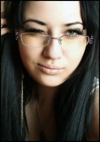 Аленка Попова