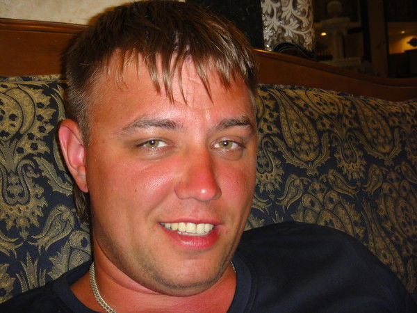 Олег Степанов