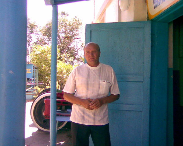 Александр Новиков