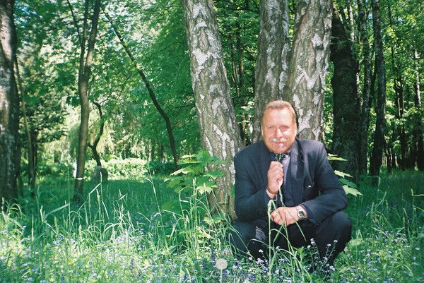 Александр Базар