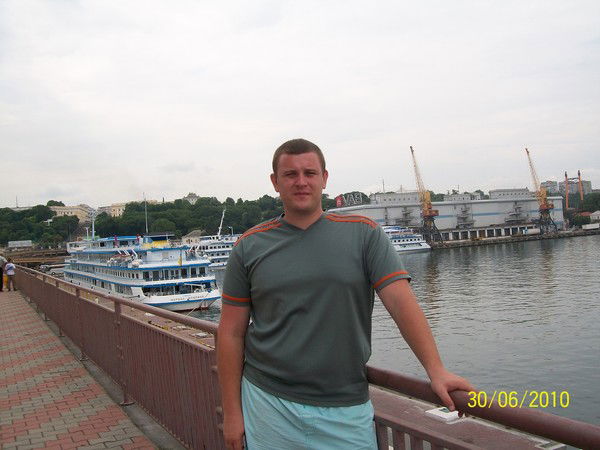 Виктор Коваленко