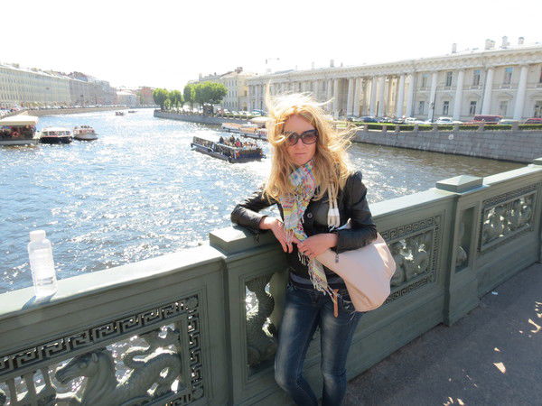 Елена Помелова