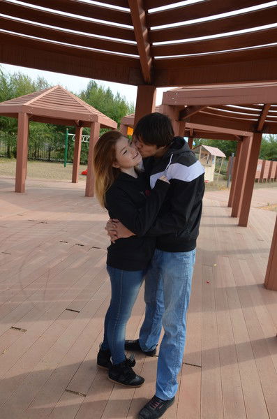 Толик Просто