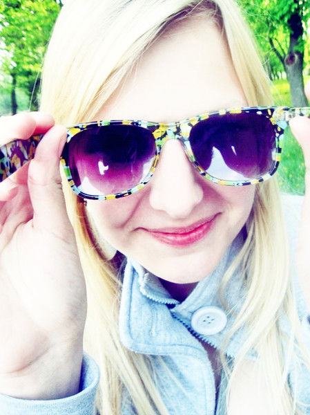 Настюшка ))))