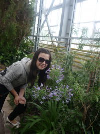 Аня Колгатникова