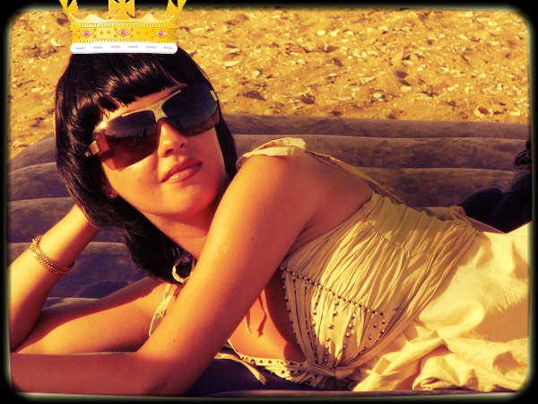 Аня Варнина