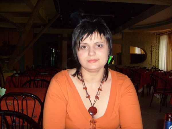 Елена Маринова