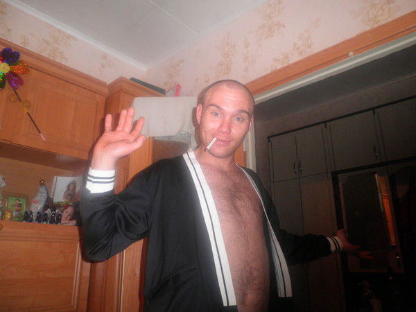 Артем Санин